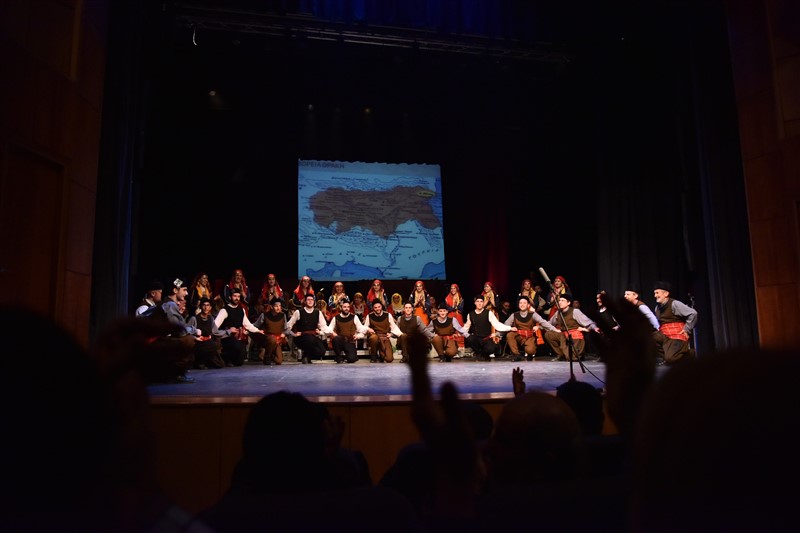 Τσέστος, από την παράσταση «Μες στα Σέρρας Γκιζιρνώ, την Θράκη Αγναντεύω», Νοέμβριος 2017