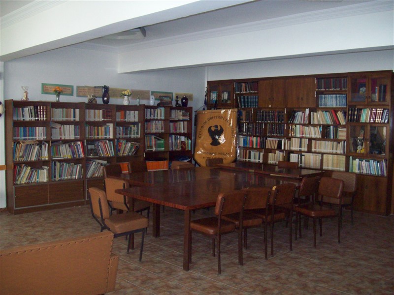 Φωτογραφία της δανειστικής βιβλιοθήκης του Συλλόγου